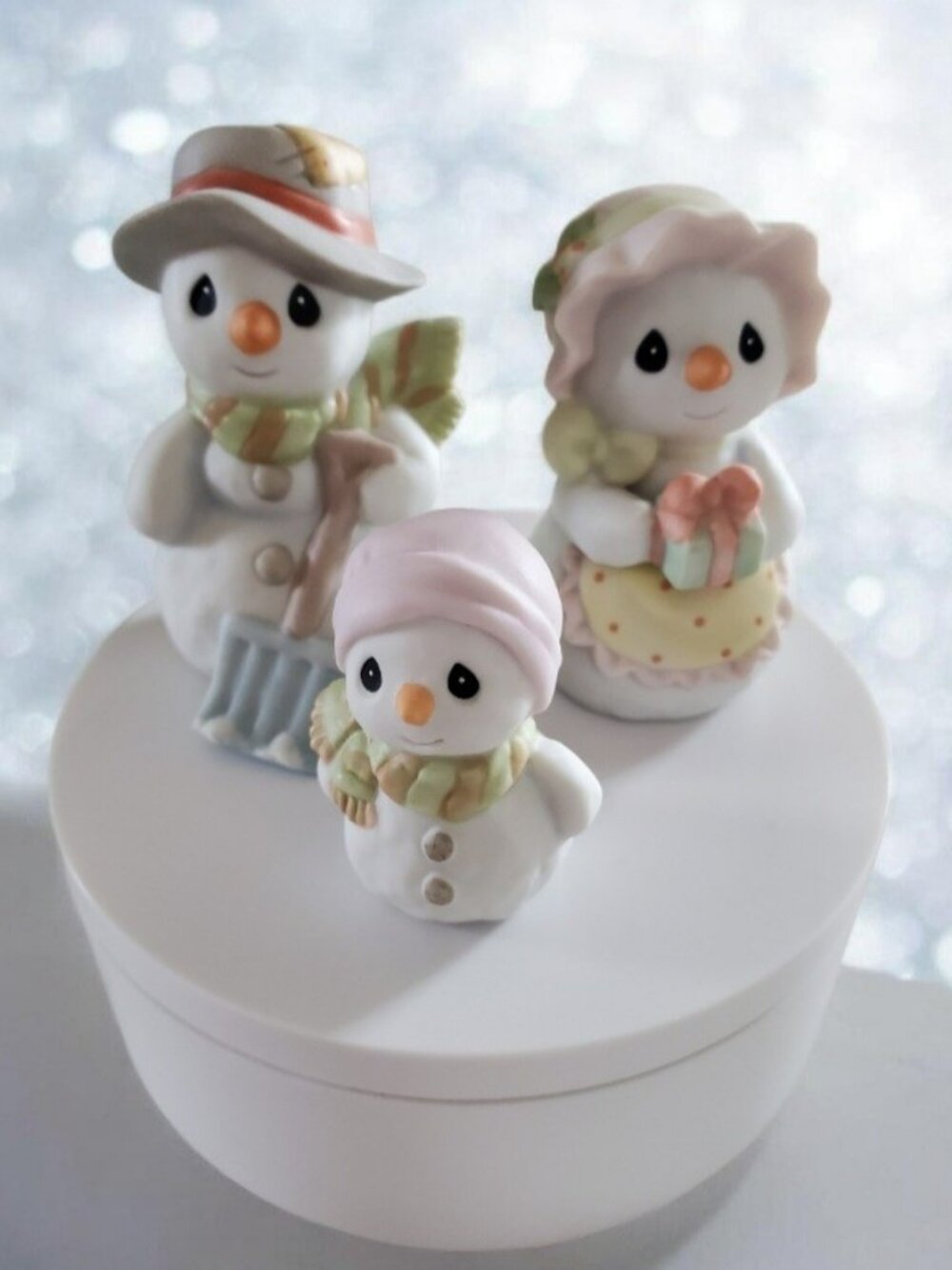 We're A Family That Sticks Together Vintage Precious Moments